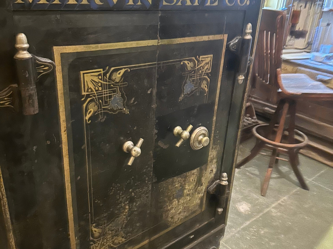 Douglas Mansion-杰罗姆必去景点