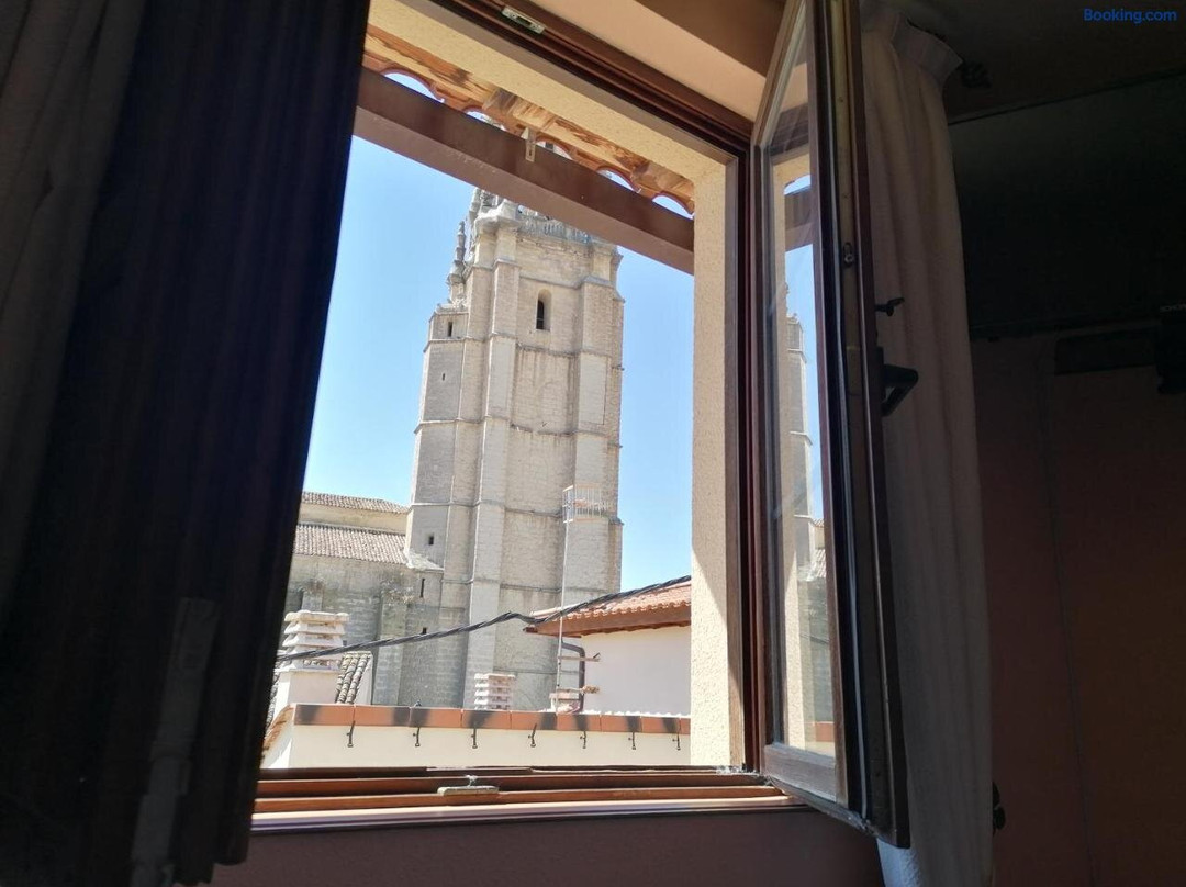 Apartamentos Turísticos Villa y Corte