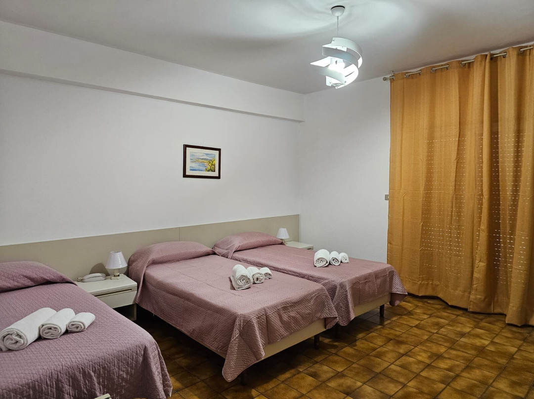 Letojanni酒店住宿-Hotel Fernanda