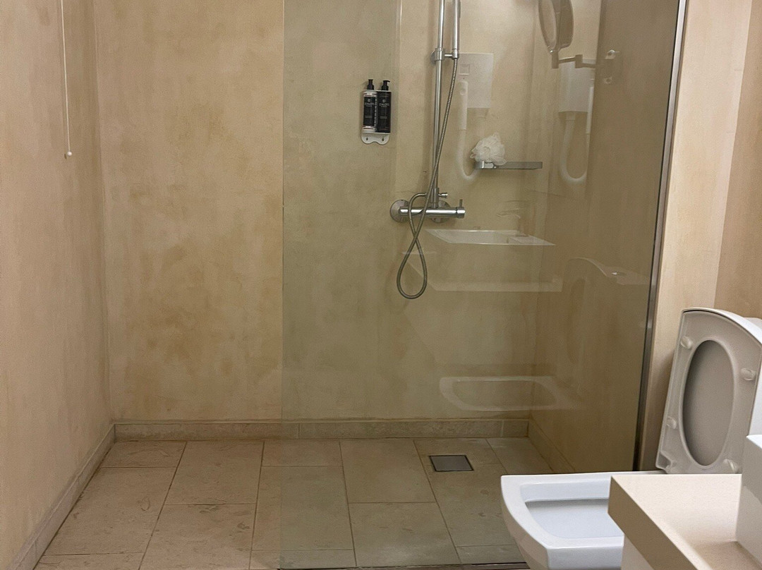 Zephyros Hotel主图