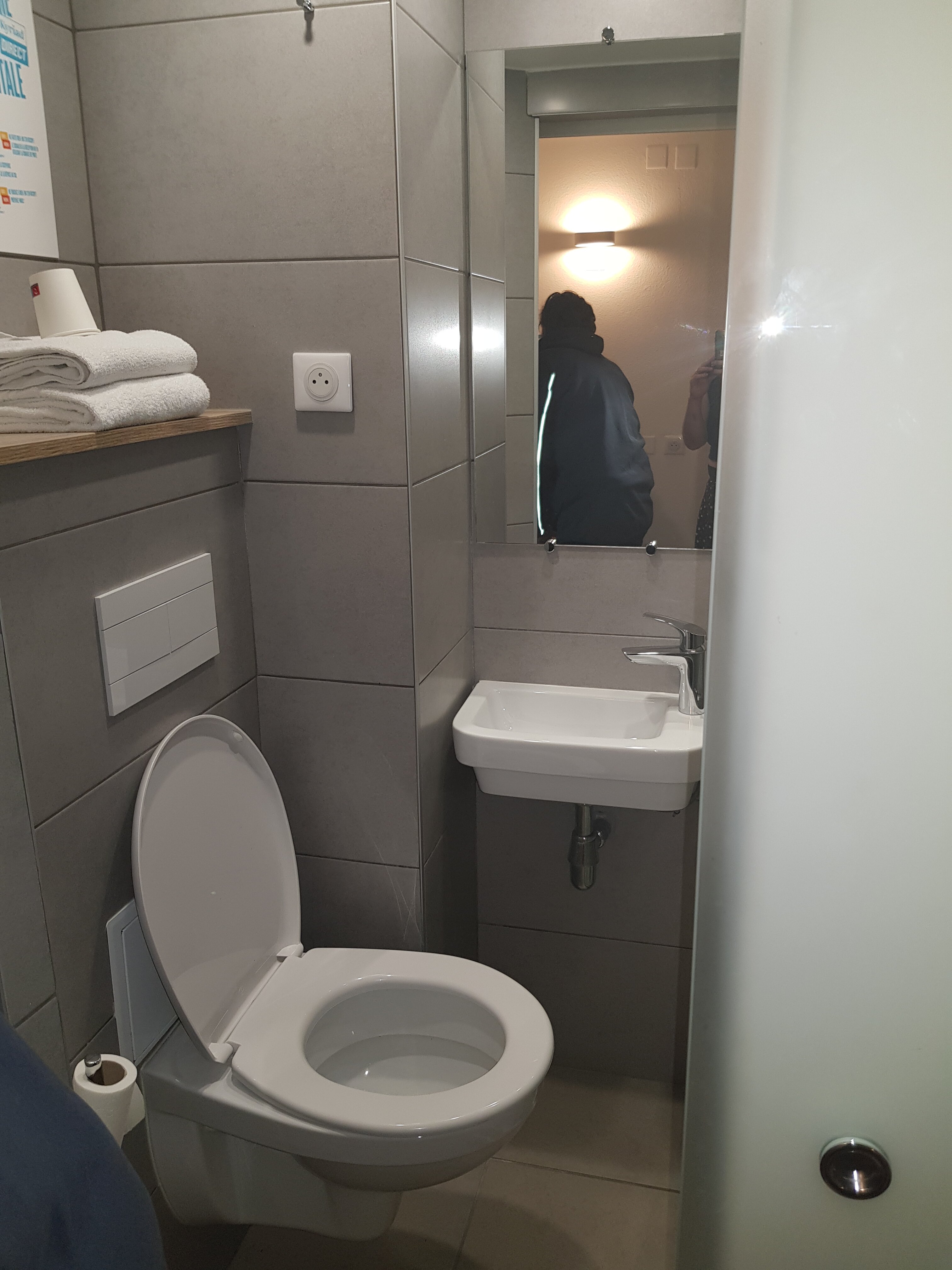 Kyriad Direct Bordeaux Est Lormont-官方
