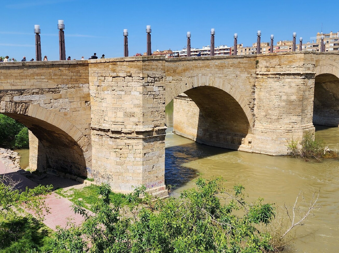 Puente de Piedra-萨拉戈萨省必去景点