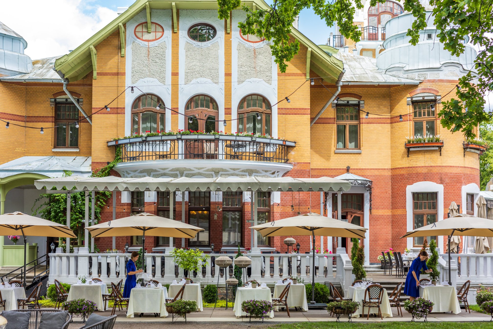 豪华新艺术酒店-阿门德别墅-餐饮