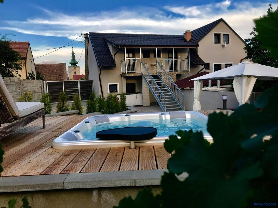 Apartmany & Vinarstvi Kana