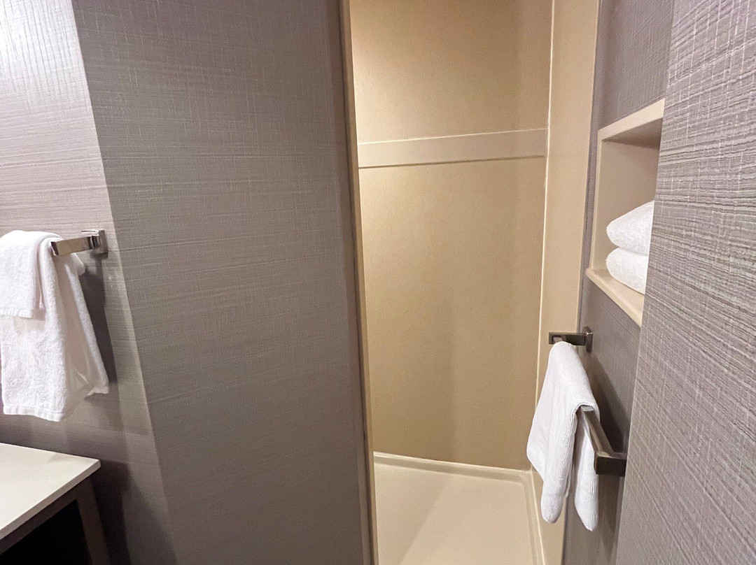 Holiday Inn Grand Rapids - Airport By IHG主图