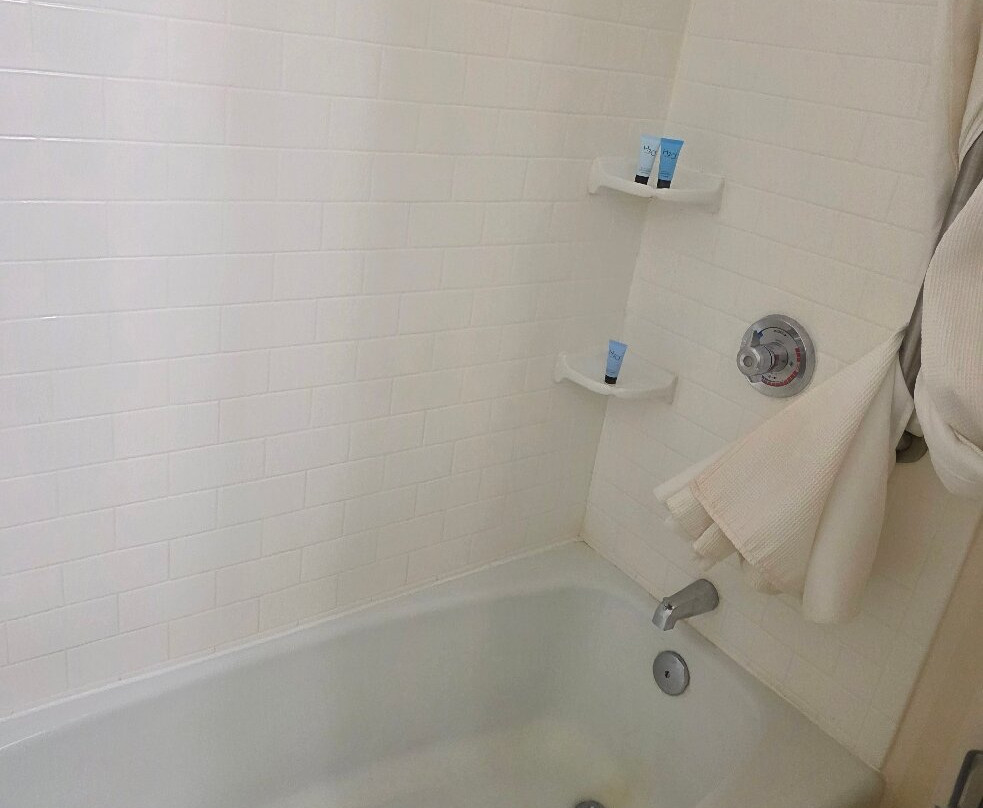 Chester Inn & Suites主图