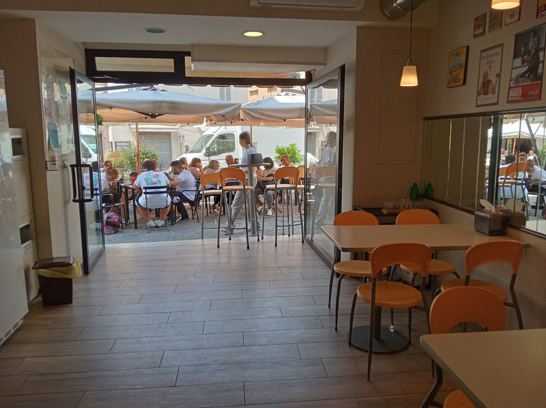 Piazza del Mercato-斯波莱托必去景点
