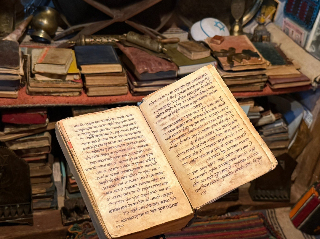 The Old Synagogue-瓦尔扎扎特必去景点