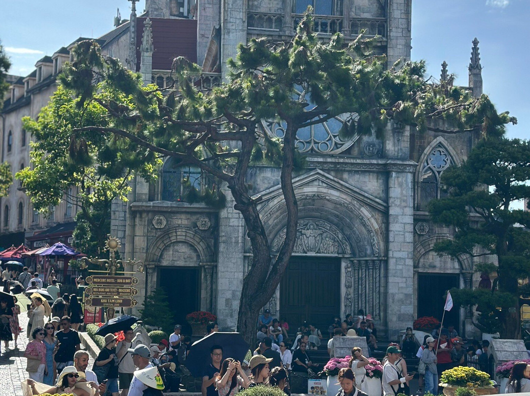 Bà Nà Hills-Hoa Phu必去景点