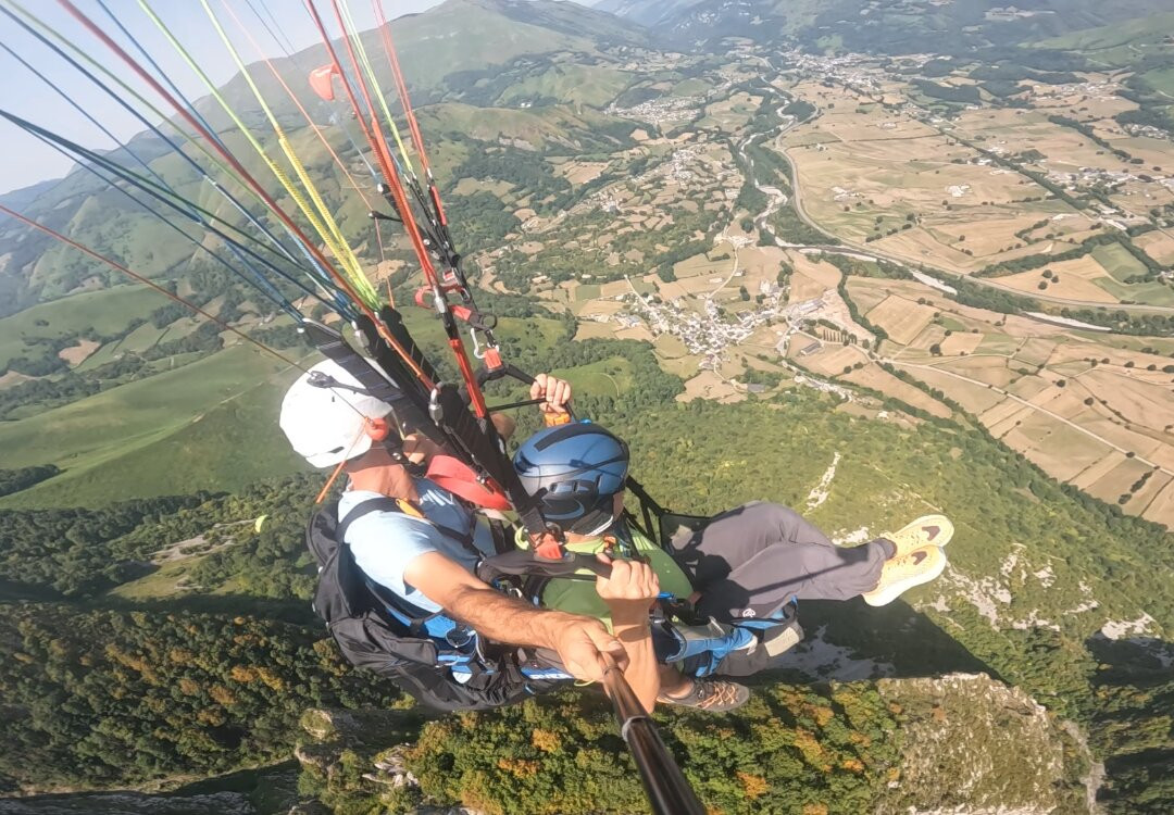 Air Attitude-Accous必去景点