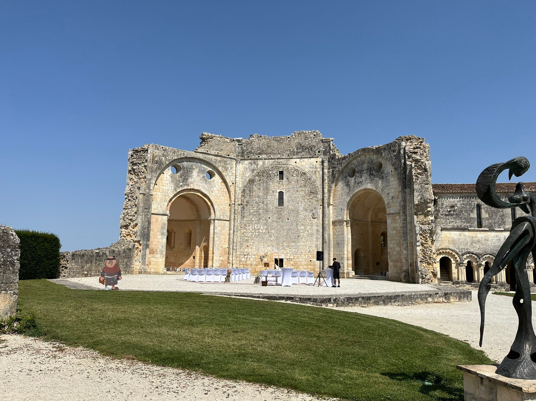 Abbaye d'Art de Trizay-Trizay必去景点