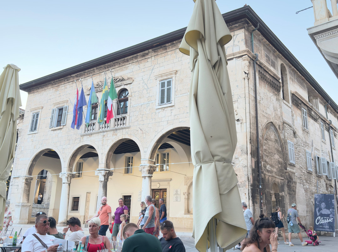 Amfiteatar Hotel主图