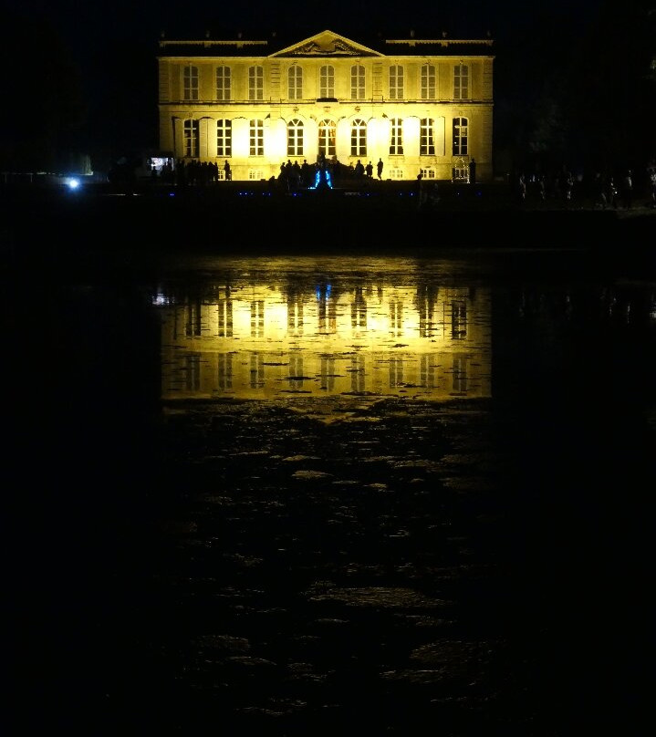 Jardins du Chateau de Canon-Mezidon-Canon必去景点