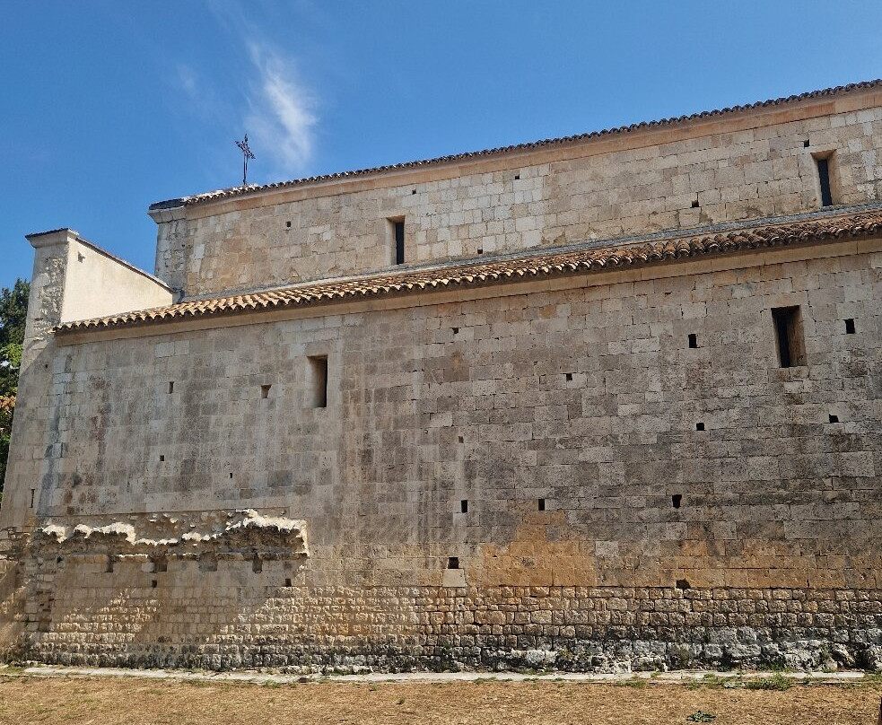 Abbazia di Santa Maria Assunta-Bominaco必去景点