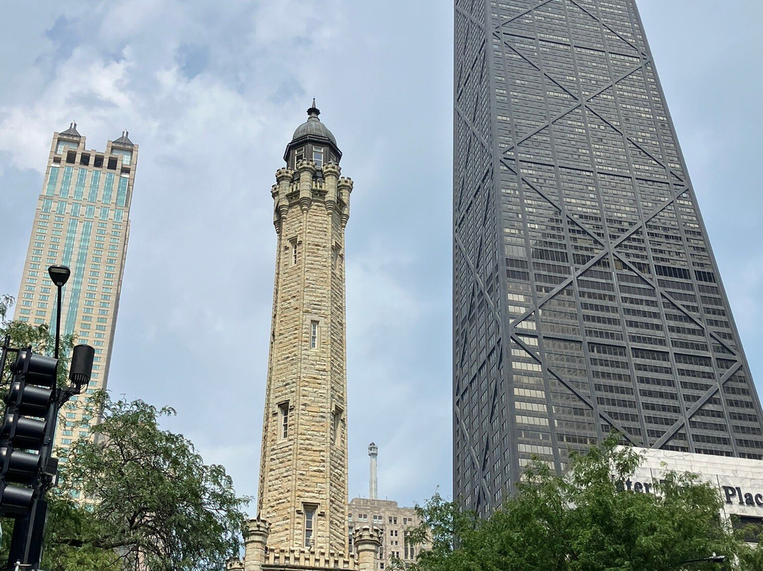 Historic Water Tower-芝加哥必去景点