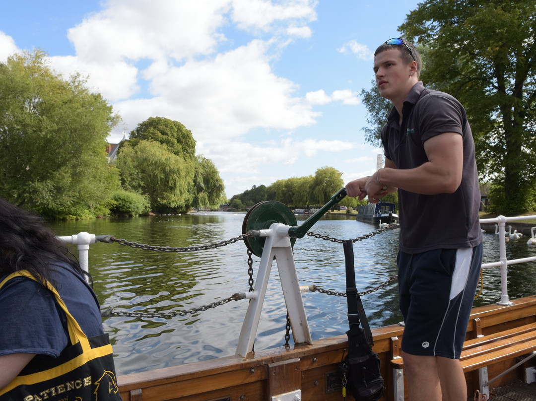 River Avon Chain Ferry-埃文河畔斯特拉特福必去景点