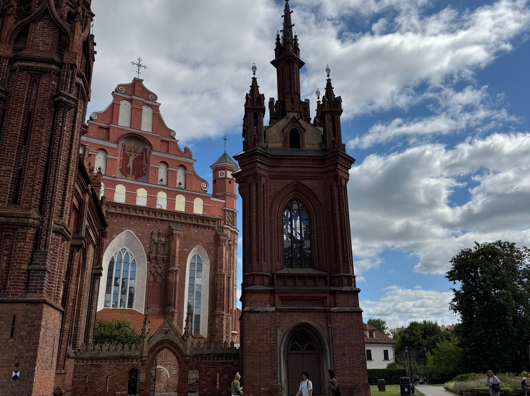 Yellow Vilnius Free Walking Tour-维尔纽斯必去景点