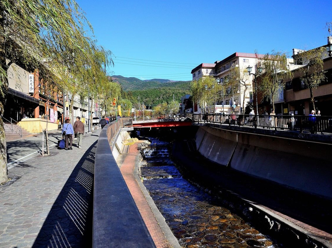 下吕温泉-下吕市必去景点
