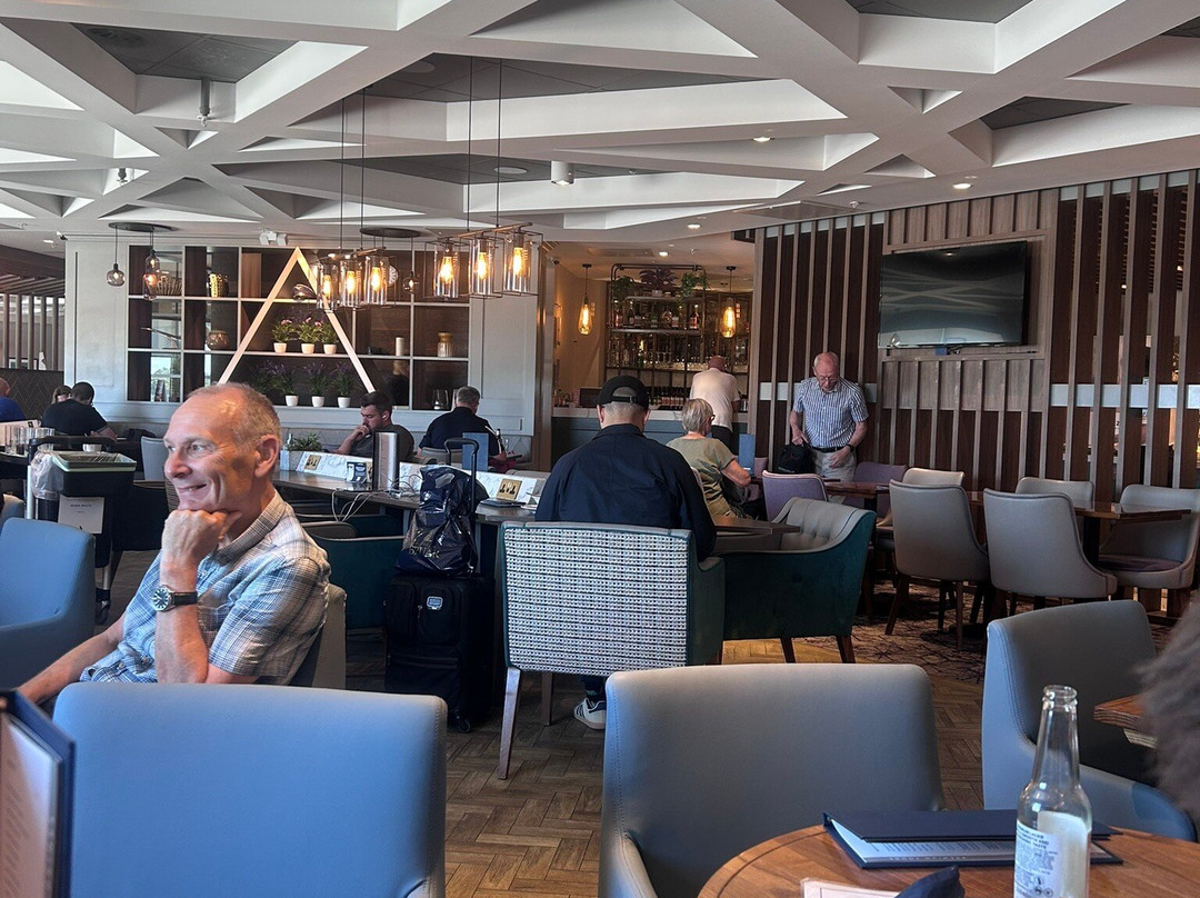 Aspire Lounge - Edinburgh Airport-爱丁堡必去景点