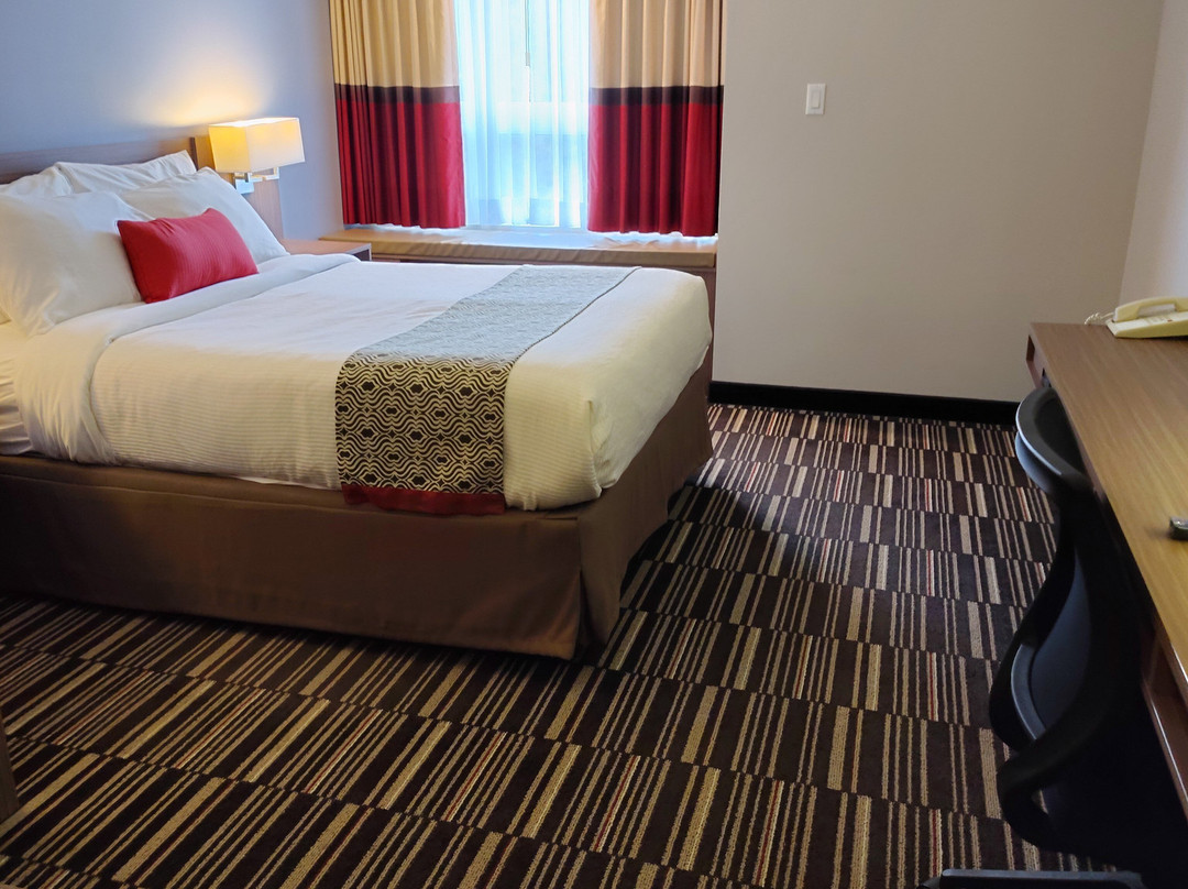 Microtel Inn & Suites by Wyndham Kirkland Lake主图