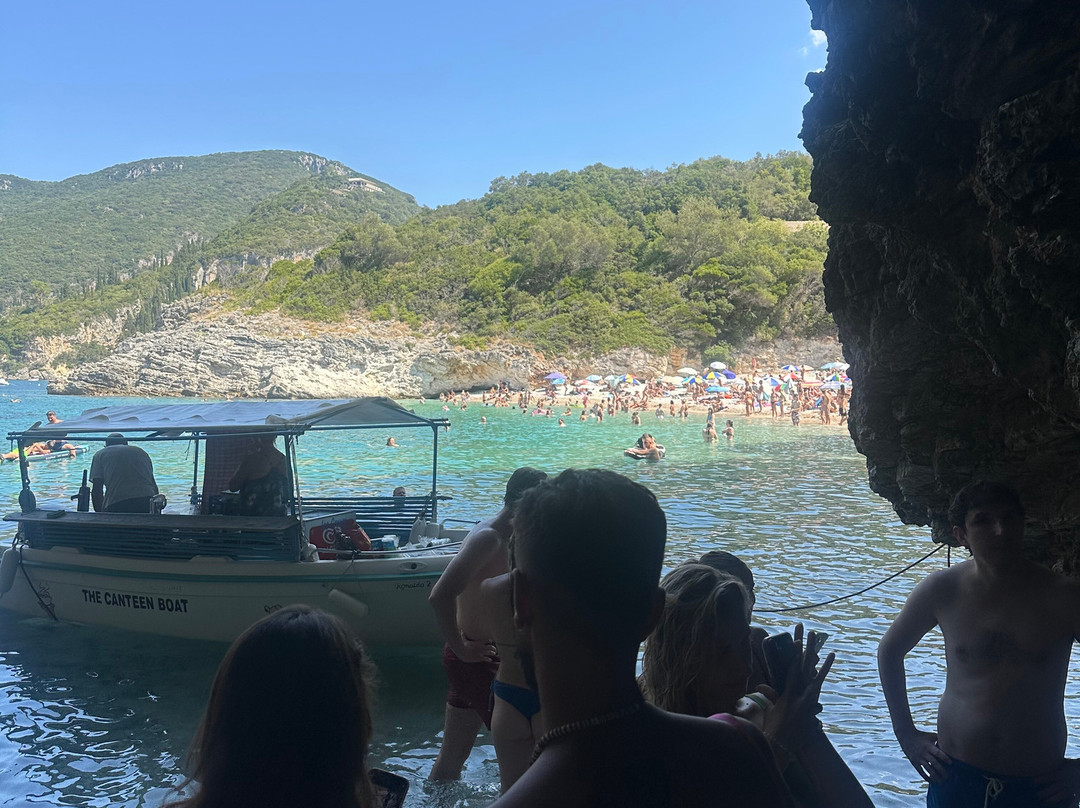 Rovinia Beach-Paleokastritsa必去景点