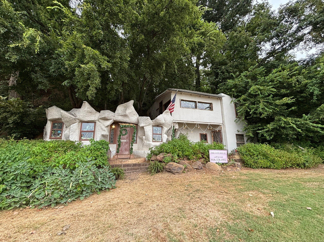 The Cave House-塔尔萨必去景点