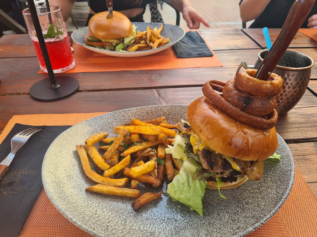 Heavenshouse burgers and more