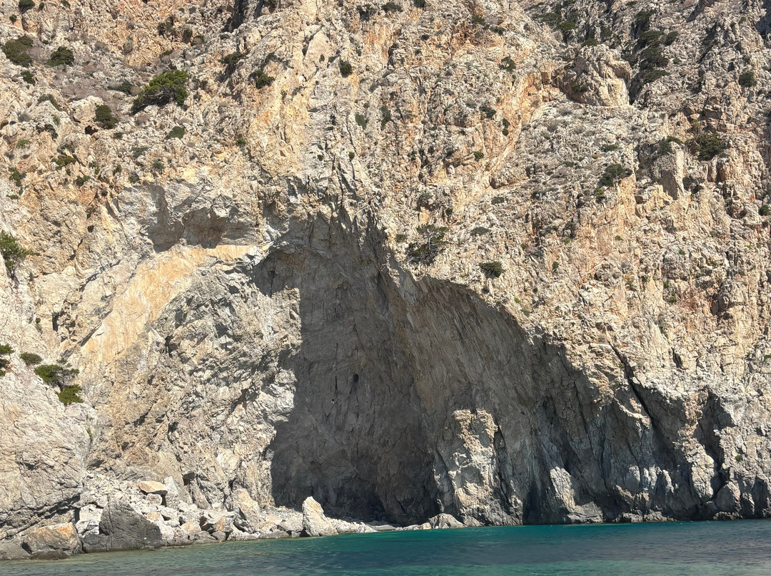 Captain Manolis Boat-Diafani必去景点