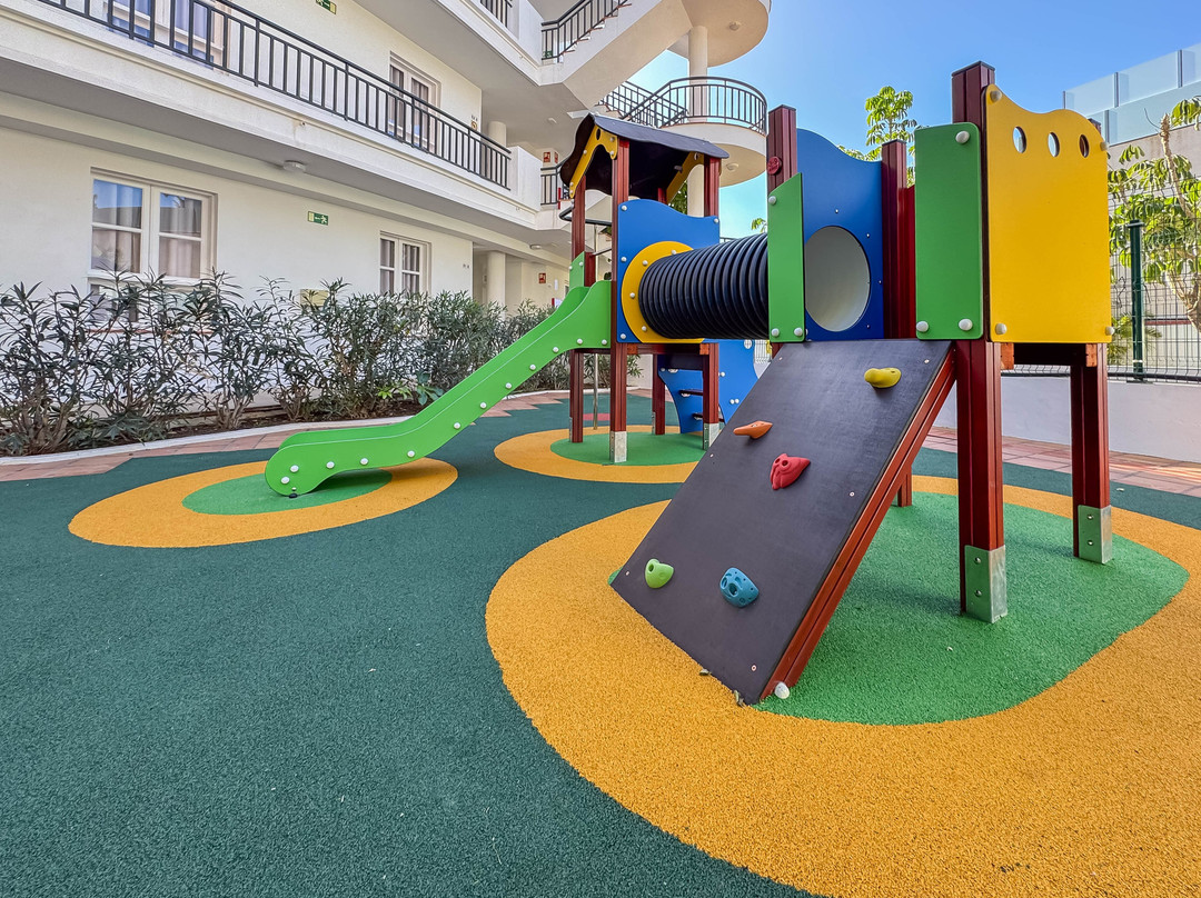 Apartamentos Parque del Sol主图