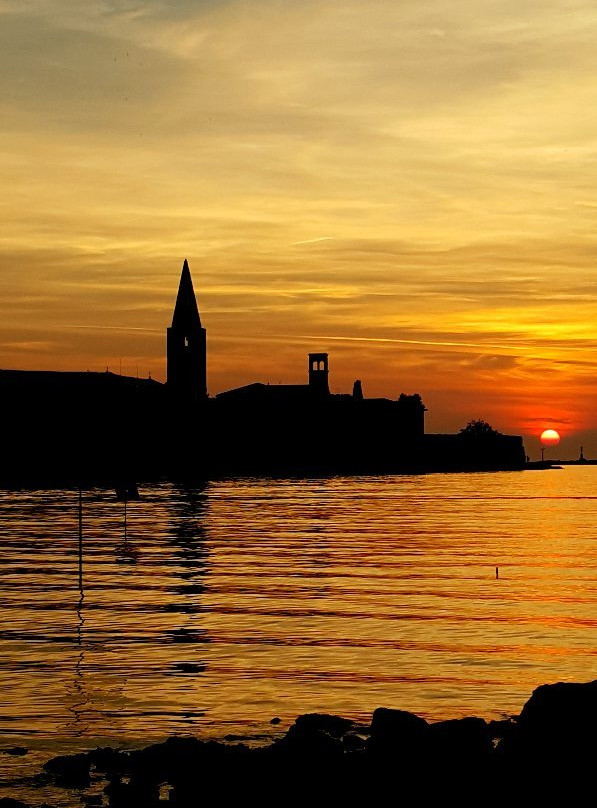 Cocktail Bar Peschiera-波雷奇必去景点