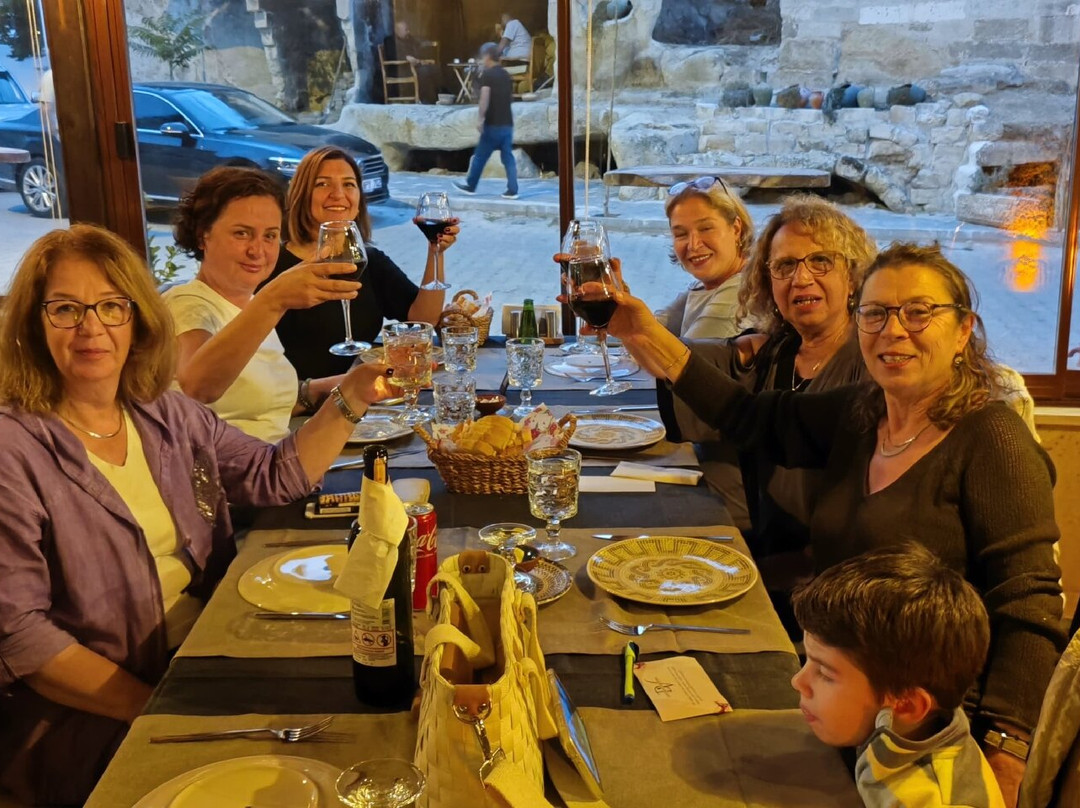 欧酷伊芙卡夫酒店主图