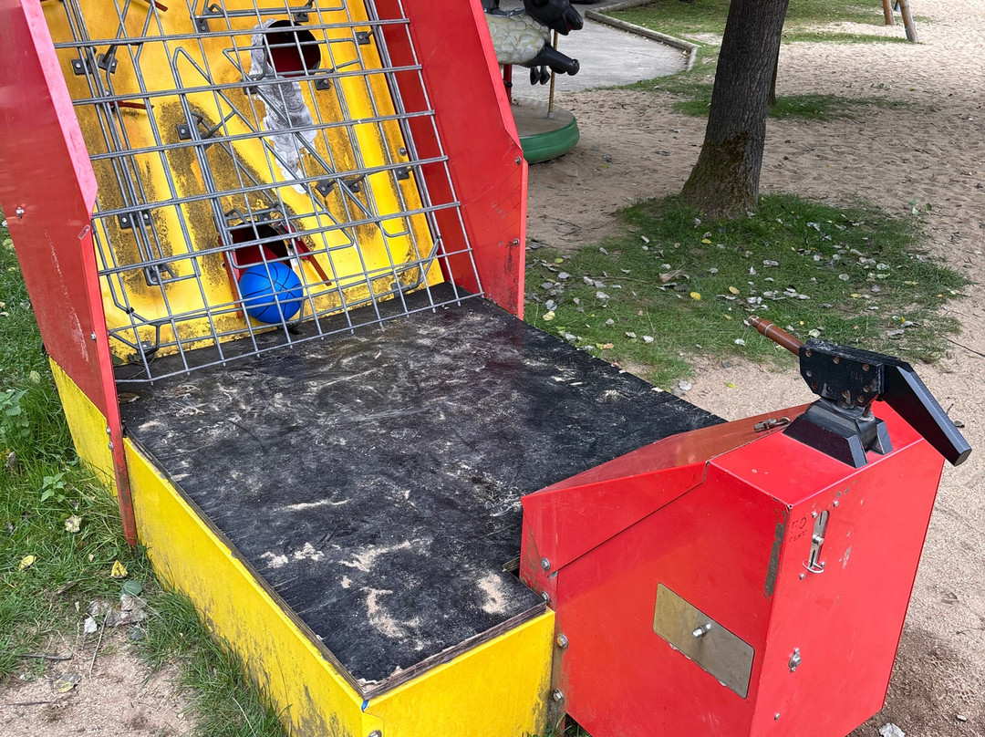 Greifvogelstation & Wildfreigehege Hellenthal-Hellenthal必去景点