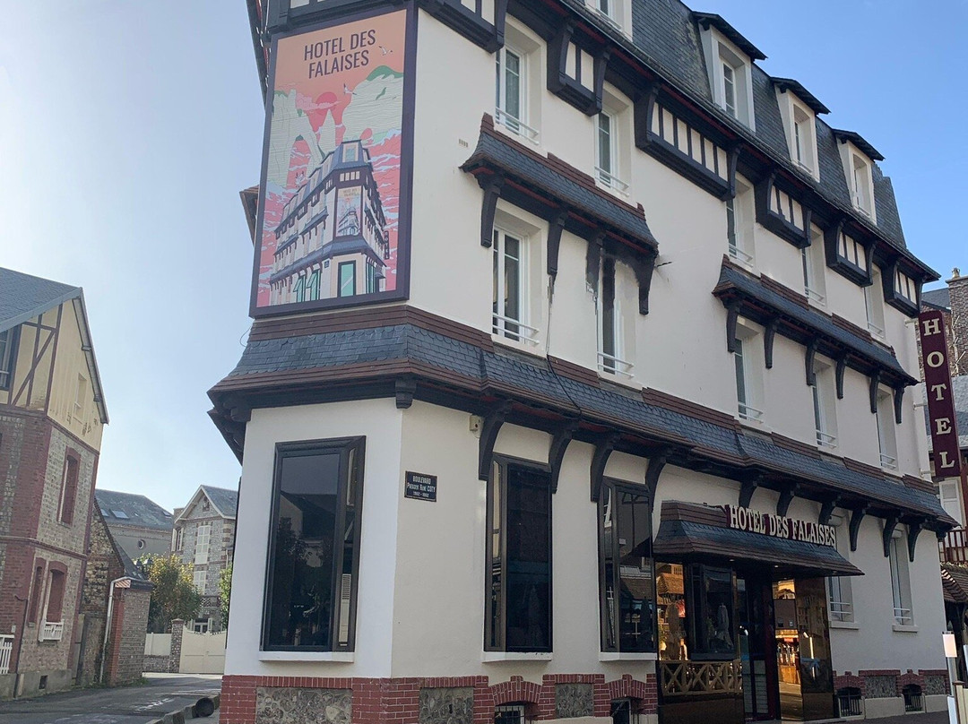 悬崖酒店主图