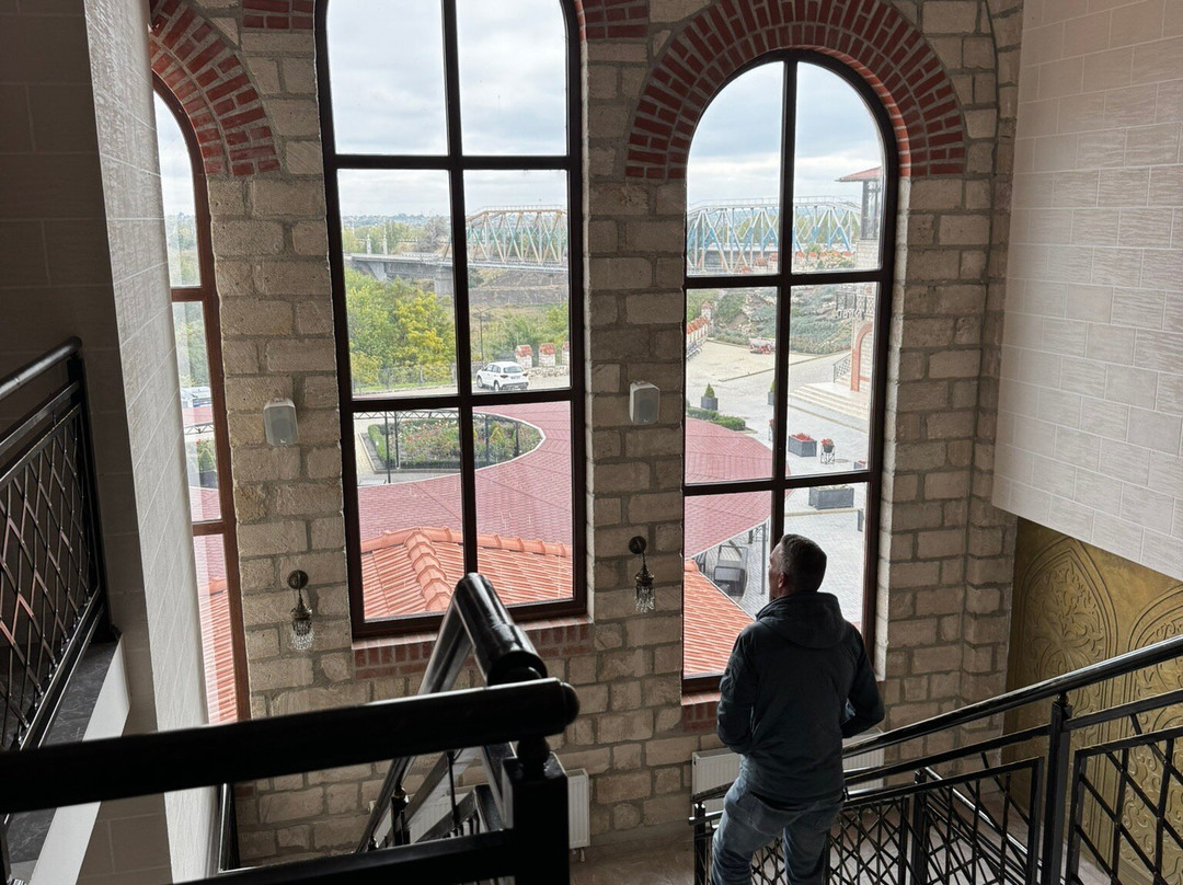 Staryy Bastion主图