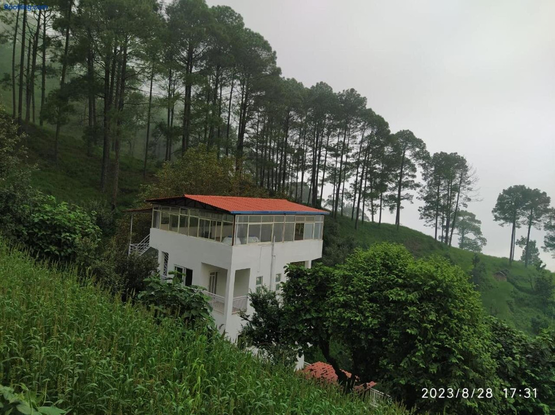 Van Mahal Himalayas