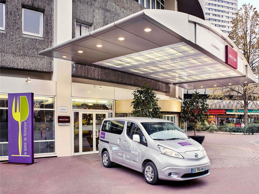 巴黎拉德芳斯 美居酒店主图