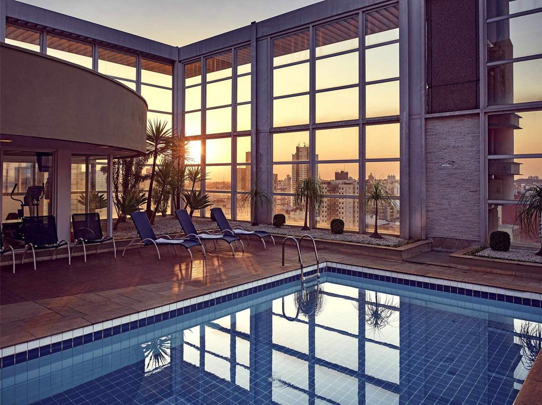 坎皮纳斯美居酒店