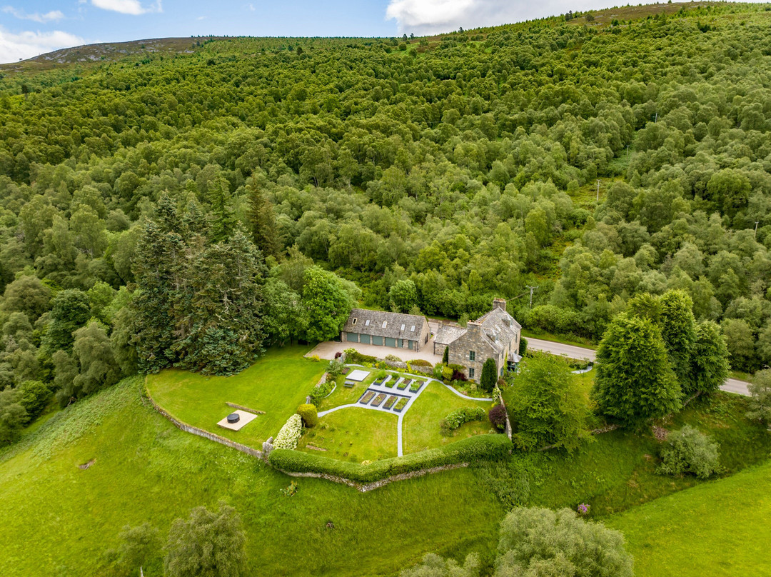 Old Manse Of Craggan