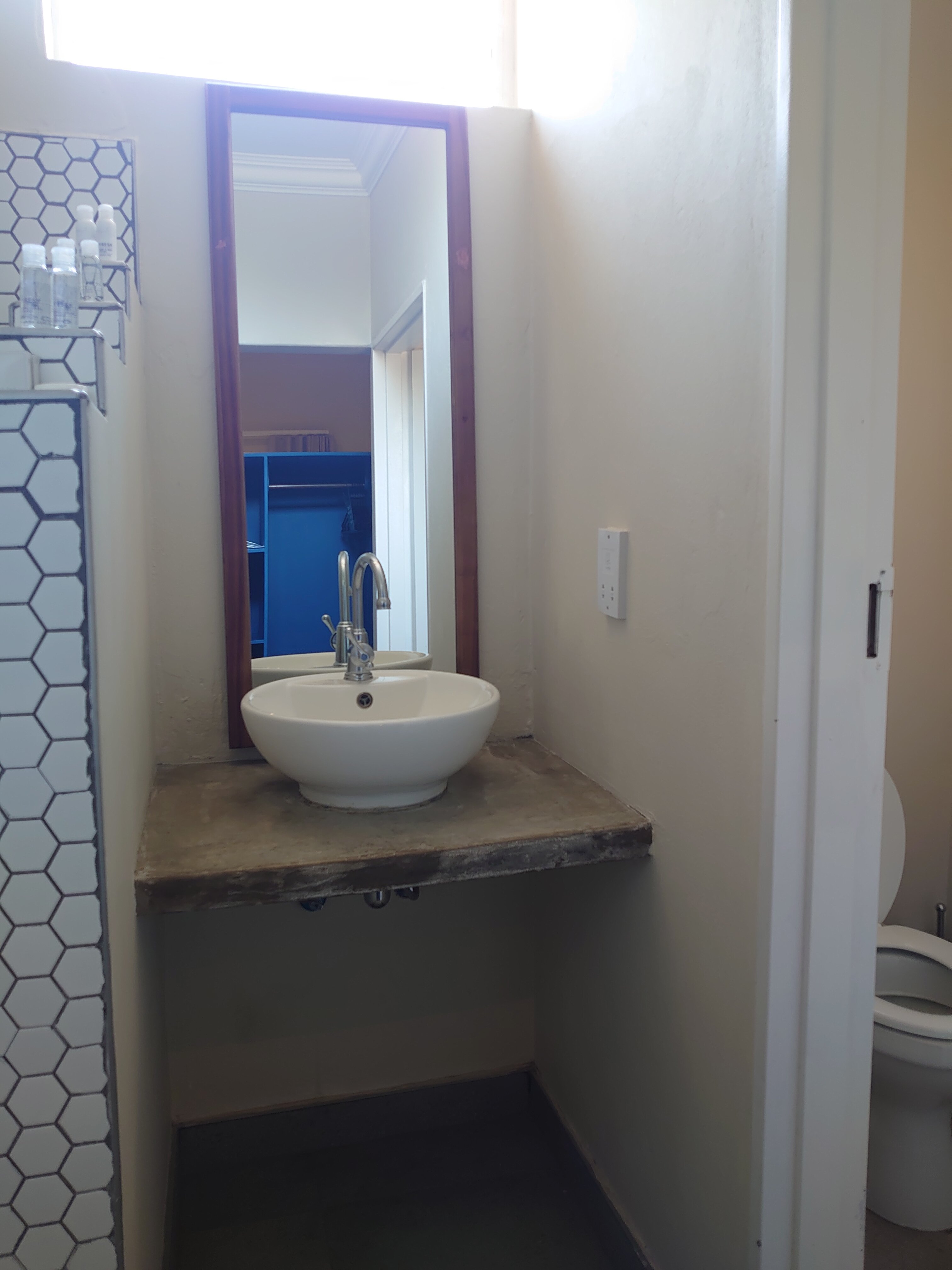 Sedia Riverside Hotel-浴室