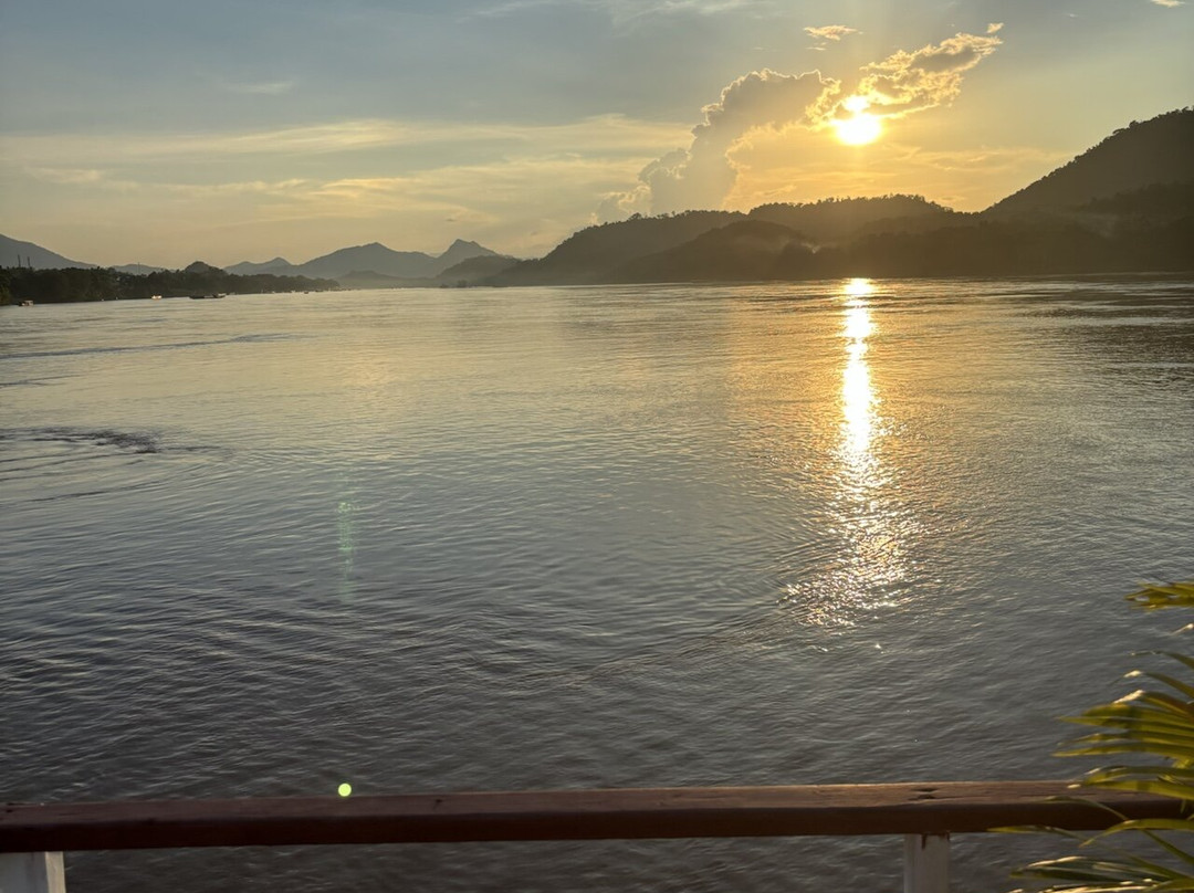 Khopfa Mekong Cruise-琅勃拉邦必去景点