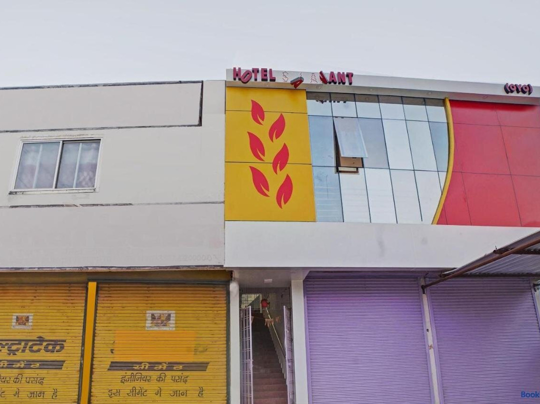 OYO Flagship 84228 Hotel Sai Anant