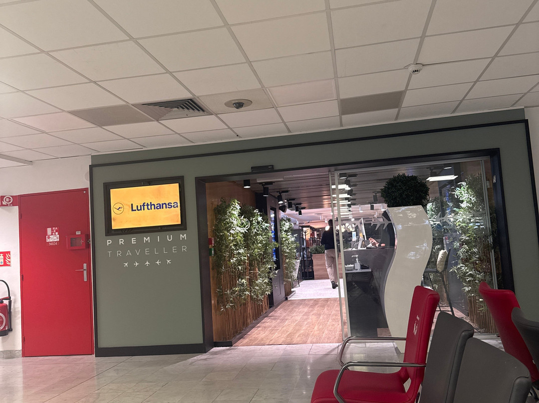 Premium Traveler Lounge Orly-奥利必去景点