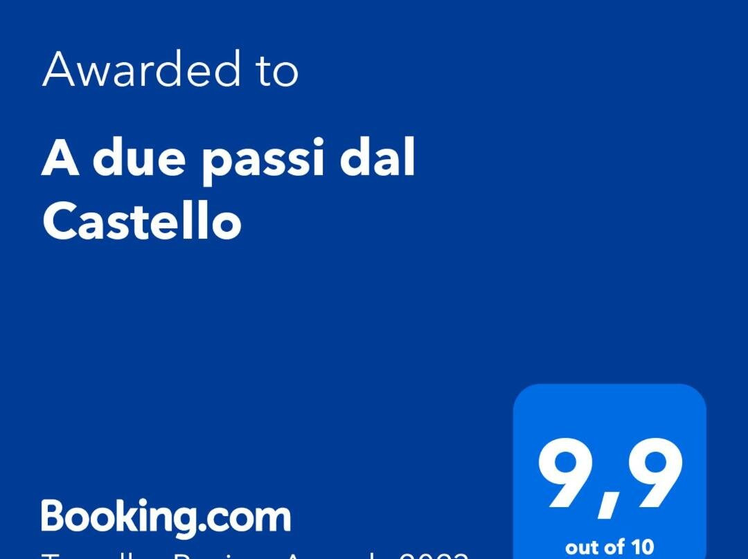 A Due Passi Dal Castello