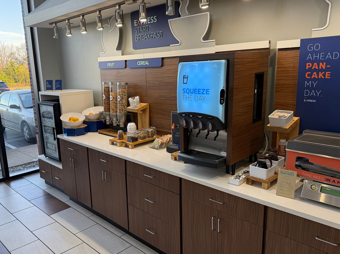 Holiday Inn Express & Suites Shelbyville主图