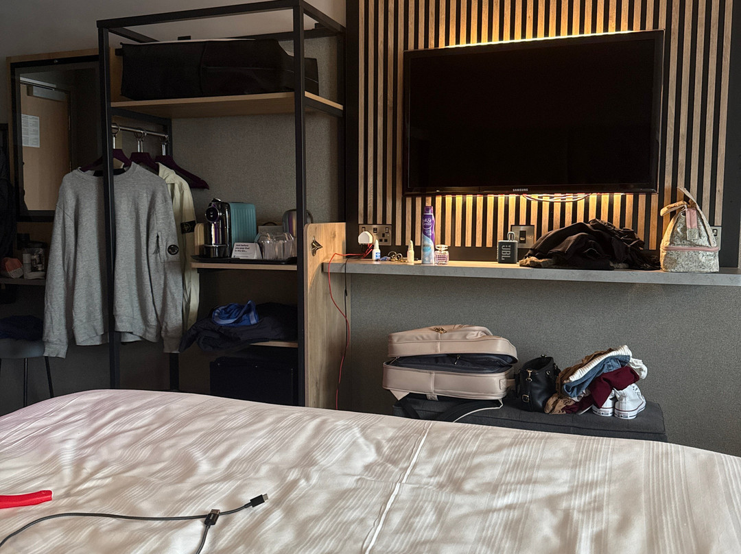 Premier Inn Luton (Airport) hotel主图