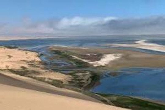 Paparazzi Namib Trails & Safaris-斯瓦科普蒙德必去景点