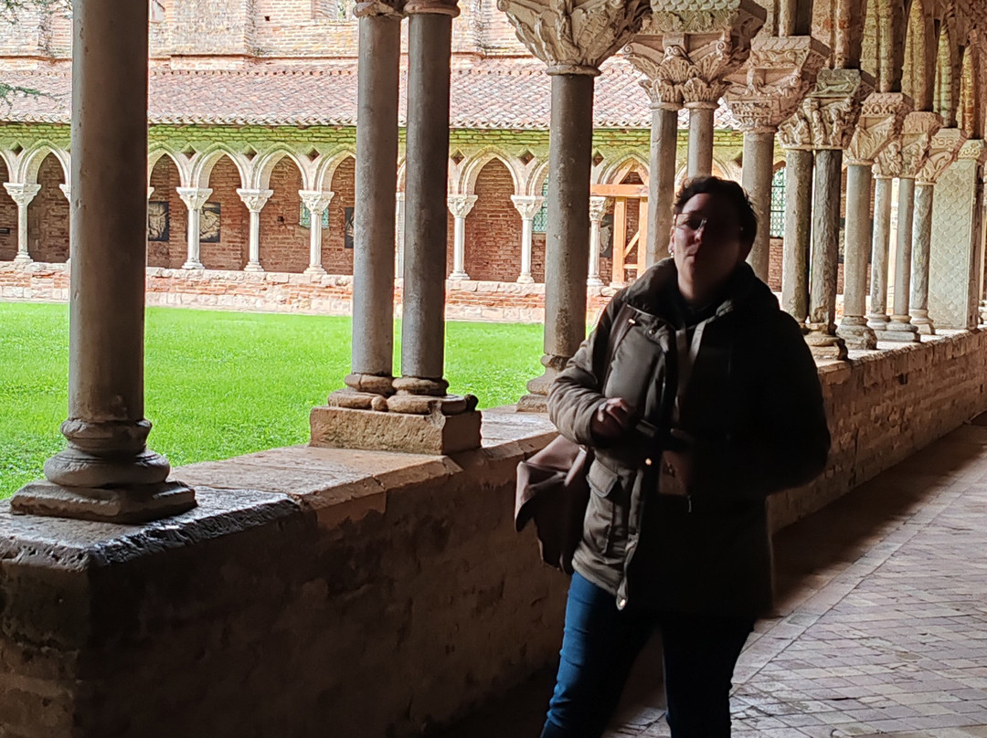 Abbaye Saint Pierre-Moissac必去景点