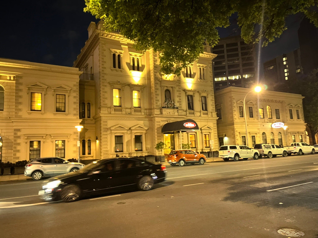 麦迪娜德莱德宝藏大酒店主图