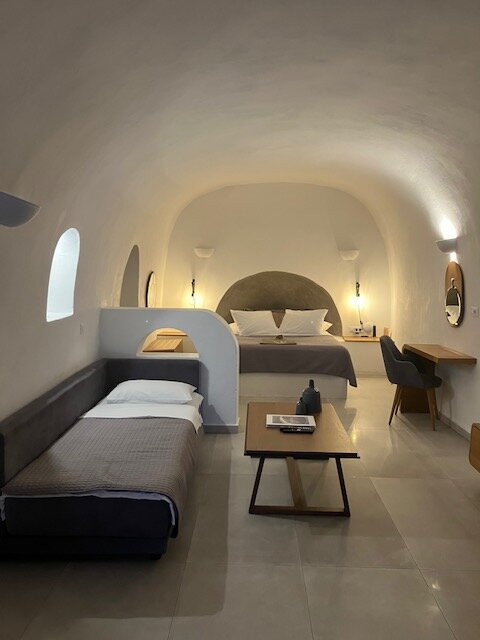 圣托里尼岛普林赛斯温泉酒店主图