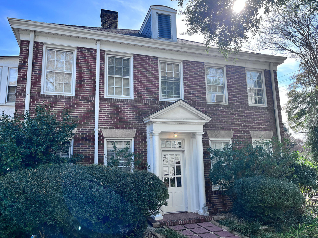 The Book and the Spindle主图